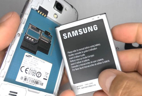 Arregle el teléfono Android atascado en Android System Recovery quitando la batería